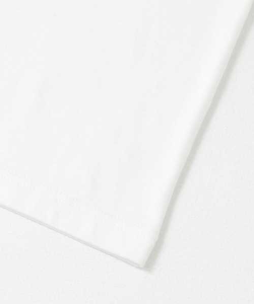 ITEMS URBANRESEARCH(アイテムズ アーバンリサーチ)の「USAコットン オーバーサイズTシャツ(Tシャツ/カットソー・メンズ・ブラック/グリーン/イエロー/オフホワイト/ブルー・LARGE/MEDIUM)」の6枚目の写真