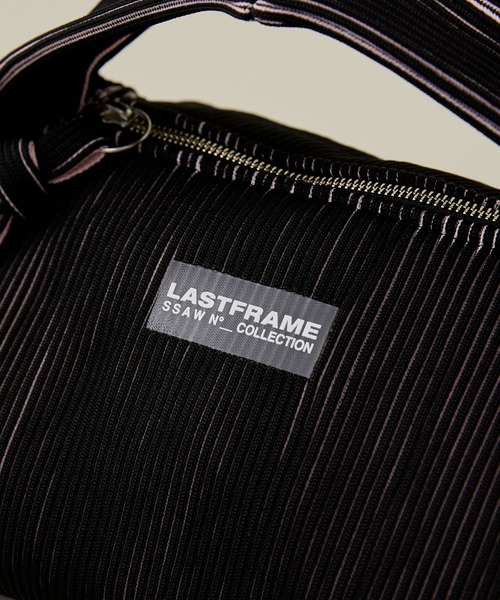 LASTFRAME（ラストフレーム）の「【LASTFRAME(ラストフレーム)】ツートーンラップバッグ（ハンドバッグ・レディース・ブラック/アイボリー・FREE）」の10枚目の写真