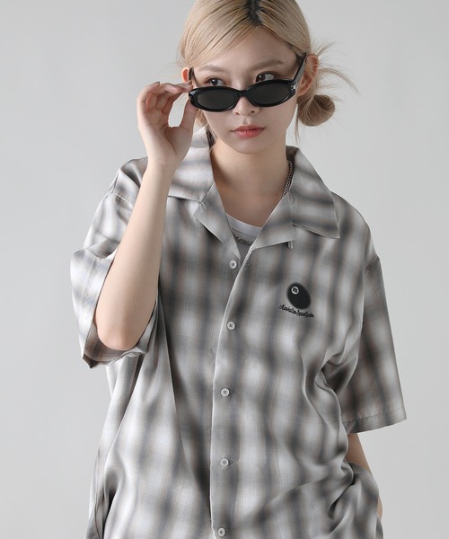 MSG(エムエスジー)の「ボックスシルエットオンブレチェック半袖ビリヤードシャツ(シャツ/ブラウス・メンズ・グレー系/グリーン系/オレンジ系/ブラック系/ブルー系・L/M/S/XL)」の3枚目の写真