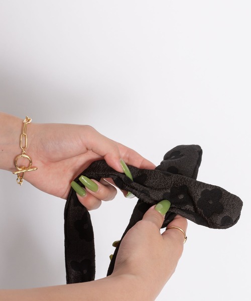 SVEC(シュベック)の「ビックリボン ショルダー ノットバッグ(ショルダーバッグ・レディース・ブラック/ホワイト/チェック・FREE)」の12枚目の写真