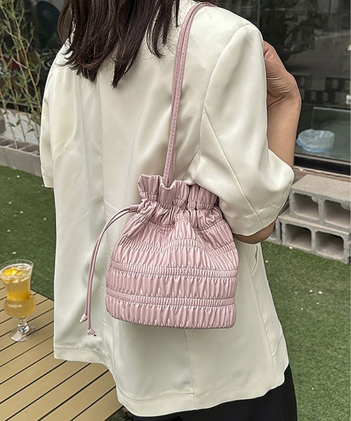 LOPASS（ロパス）の「巾着ショルダーバッグ（ショルダーバッグ・レディース・ピンク/シルバー/ベージュ/ブラック/アイボリー・FREE）」の4枚目の写真