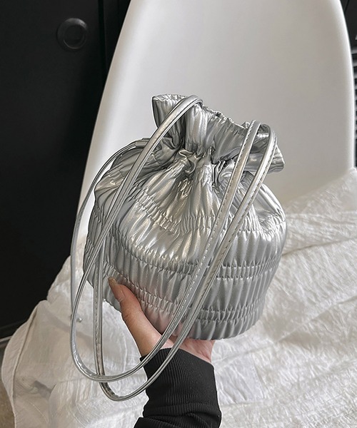 LOPASS（ロパス）の「巾着ショルダーバッグ（ショルダーバッグ・レディース・ピンク/シルバー/ベージュ/ブラック/アイボリー・FREE）」の5枚目の写真