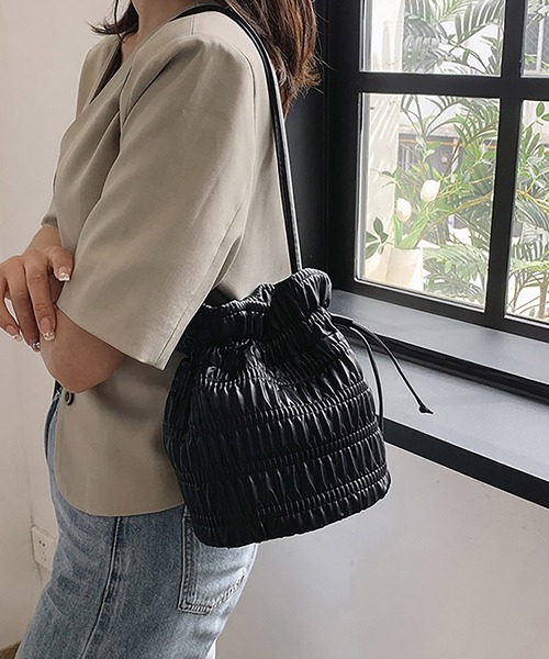 LOPASS（ロパス）の「巾着ショルダーバッグ（ショルダーバッグ・レディース・ピンク/シルバー/ベージュ/ブラック/アイボリー・FREE）」の19枚目の写真