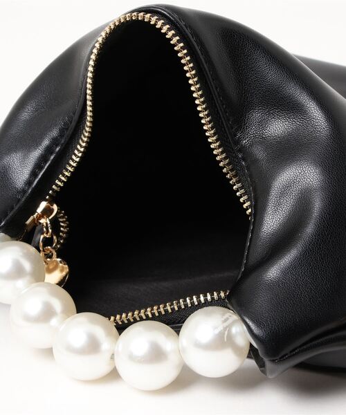 LA VORAGINE(ラ ヴォラジネ)の「パールハンドル ハンドバッグ/クラッチバッグ メッセンジャーバッグ 結婚式 入学式 卒業式 パーティー セレモニー(クラッチバッグ・レディース・ブラック/アイボリー/パープル/ピンク/シルバー/ベージュ・FREE)」の21枚目の写真