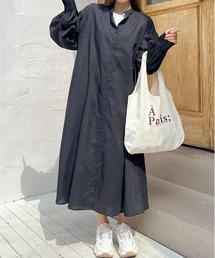 ad thie（アドティエ）の「バルーンスリーブバンドカラーシャツワンピース 無地ストライプ（シャツワンピース）」