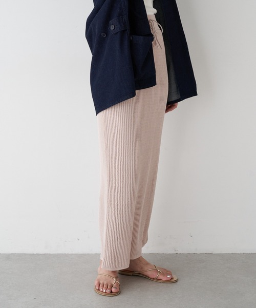 SHENERY（シーナリー）の「ワッフル編みタイトニットスカート（スカート・レディース・ブラック/ホワイト系その他/ブルー・FREE）」の6枚目の写真