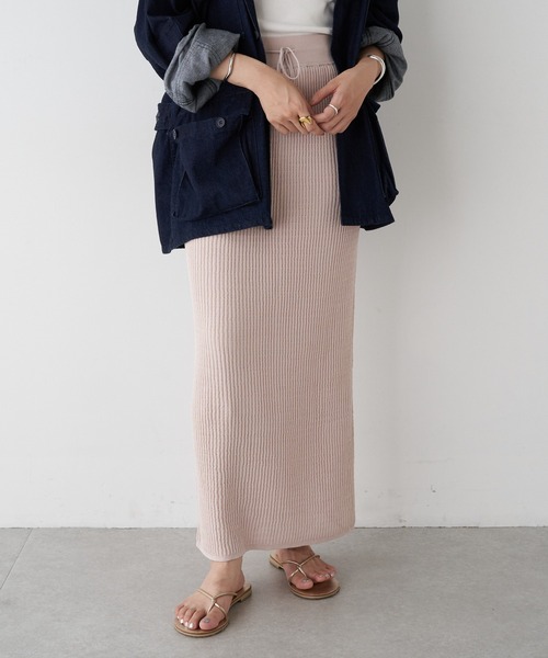 SHENERY（シーナリー）の「ワッフル編みタイトニットスカート（スカート・レディース・ブラック/ホワイト系その他/ブルー・FREE）」の12枚目の写真