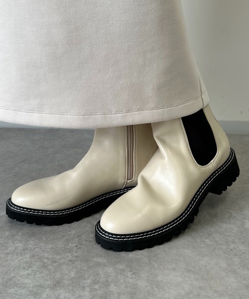 un dix cors（アンディコール）の「EVOL/タンクソールサイドゴアブーツ（ブーツ・レディース・アイボリー/ブラック・M/L/S）」の16枚目の写真