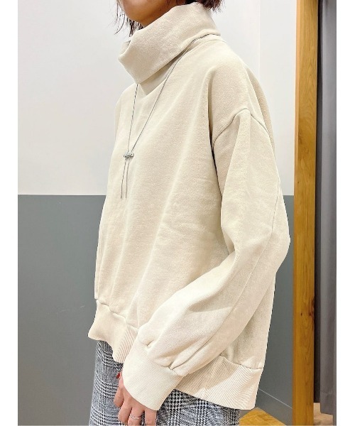BACK NUMBER(バックナンバー)の「【BACK NUMBER】【エアリースウェット】製品染めタートルネックスウェット(スウェット・レディース・ダークグレー/キナリ・L/M)」の16枚目の写真