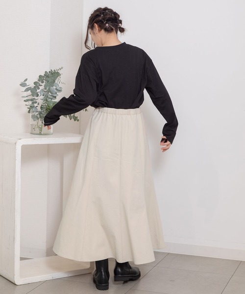 POU DOU DOU（プードゥドゥ）の「プラバックルベルトフレアヘムスカート（スカート・レディース・インディゴブルー/キナリ/イエロー/ブラック・3）」の5枚目の写真