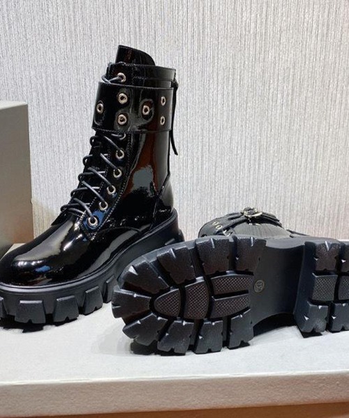 Miniministore(ミニミニストア)の「厚底ショートブーツ 黒ストームブーツ美脚(ブーツ・レディース・ブラック・23.5cm/24.5cm/23.0cm/24.0cm/22.5cm)」の11枚目の写真