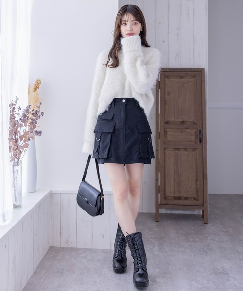 clear(クリア)の「インパン付きコーデュロイカーゴミニスカート(スカート・レディース・チャコールグレー/ブラック/ベージュ・S/M)」の16枚目の写真