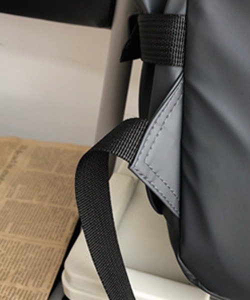 c.u.l(シーユーエル)の「ユニセックス バックルデザイン ナイロンリュック バックパック cula814(バックパック/リュック・レディース・グレー/カーキ/ブラック・FREE)」の21枚目の写真