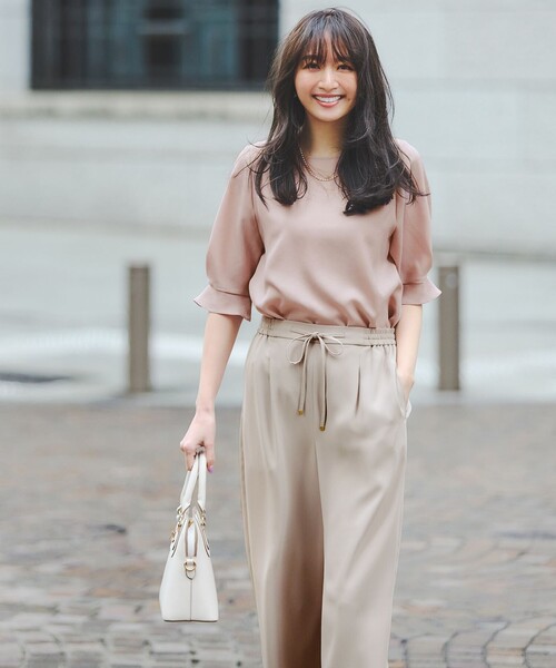 ANY SIS（エニィスィス）の「【速乾・接触冷感】スムージーポリエステル クルーネック ブラウス（シャツ/ブラウス・レディース・グレー系/ネイビー系9/ピンク系/スカイブルー系/パイングリーン系・2）」の5枚目の写真