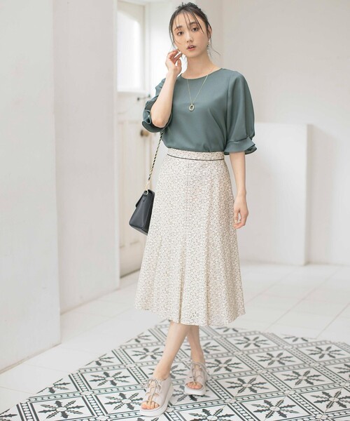 ANY SIS（エニィスィス）の「【速乾・接触冷感】スムージーポリエステル クルーネック ブラウス（シャツ/ブラウス・レディース・グレー系/ネイビー系9/ピンク系/スカイブルー系/パイングリーン系・2）」の13枚目の写真