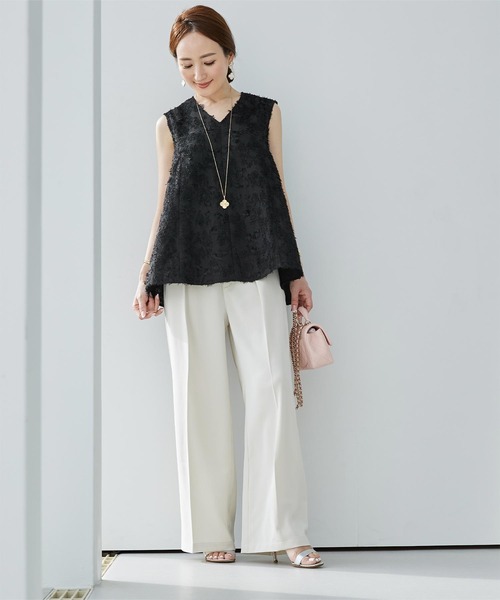 UR'S（ユアーズ）の「シャギージャガードVネックフレアトップス（タンクトップ・レディース・ブラック/アイボリー・L/M/S）」の9枚目の写真