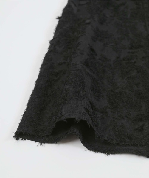 UR'S（ユアーズ）の「シャギージャガードVネックフレアトップス（タンクトップ・レディース・ブラック/アイボリー・L/M/S）」の18枚目の写真