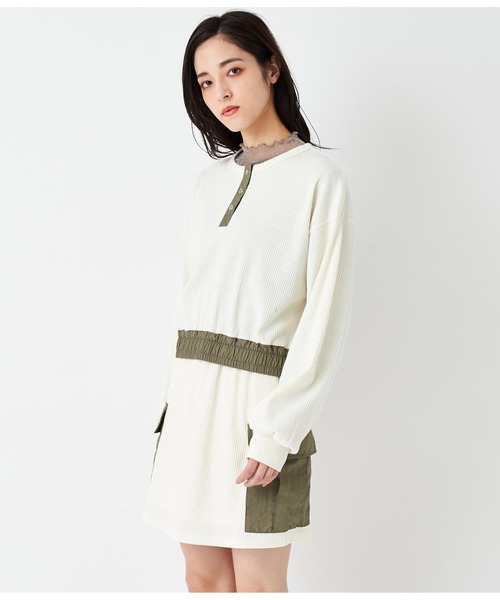 ANAP（アナップ）の「ラメシアー ハイネック トップス 長袖（Tシャツ/カットソー・レディース・ホワイト/ベージュ/グレー/ターコイズブルー/ブラック・FREE）」の16枚目の写真