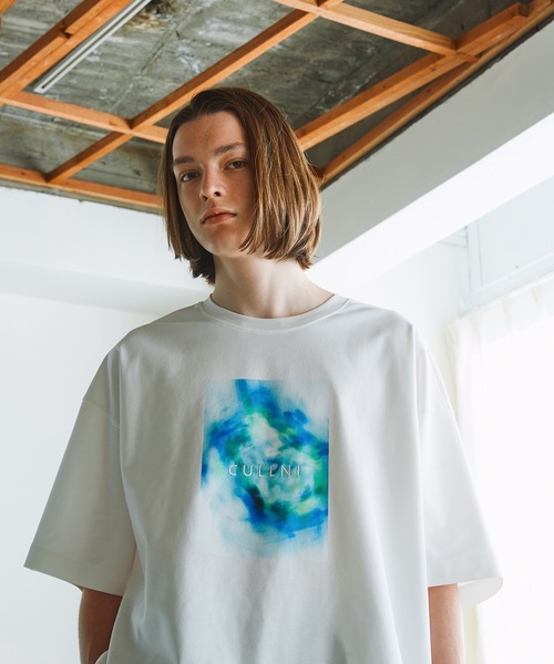 CULLNI(クルニ)の「小見山峻×ANLIO×CULLNI Logo Embroidery Photo Tee & CULLNI MULTI USE FRAGRANCE 「CUTO」(Tシャツ/カットソー・メンズ・ブラック×ホワイト/ブラック/オフホワイト/アッシュブラウン・0/1/2)」の7枚目の写真
