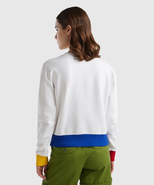 BENETTON (UNITED COLORS OF BENETTON)(ベネトンユナイテッドカラーズオブベネトン)の「フロントプリントクルーネックスウェット・トレーナー(スウェット・レディース・ブラック系その他/ホワイト系その他・MEDIUM/SMALL/X-SMALL/XX-SMALL)」の4枚目の写真