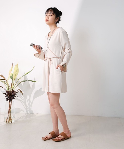 Bab（バブ）の「前後2WAYラッシュガードオールインワン（つなぎ/オールインワン・レディース・アイボリー/ベージュ・M/L）」の5枚目の写真