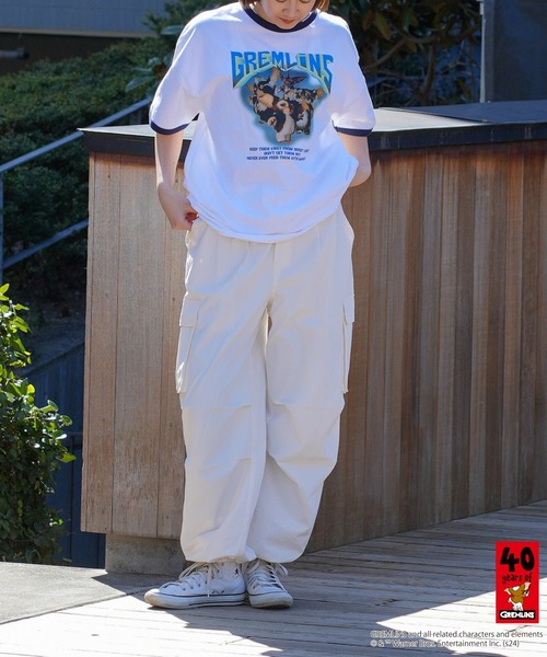 LB/S (エルビーエス)の「グレムリン オリジナルデザインTシャツ ギズモ ドロップショルダー ビッグシルエット ユニセックス(Tシャツ/カットソー・メンズ・ホワイト系その他2/ベージュ系その他/グレー系その他2/ブルー系その他・X-LARGE/LARGE/MEDIUM/SMALL)」の5枚目の写真