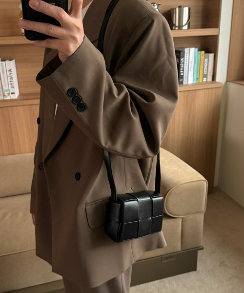 ASCLO（エジュクロ）の「ASCLO Fold Square Mini Cross Bag（ショルダーバッグ・メンズ・ブラック・FREE）」の7枚目の写真