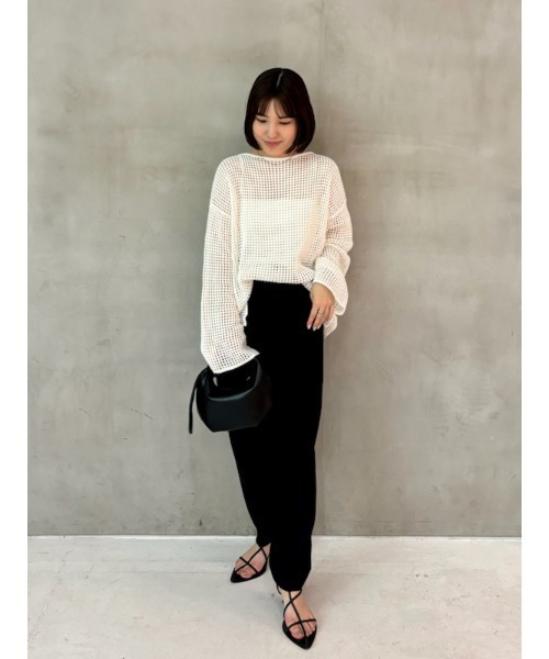 Mila Owen（ミラオーウェン）の「ウエストゴムタックテーパードパンツ（その他パンツ・レディース・グレー/ライム/ブラック・1/2/0/00）」の2枚目の写真