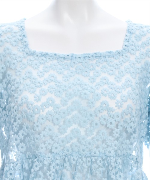 clear（クリア）の「バックリボンパフスリーブレースブラウス［花柄 フェミニン シースルー］≪再入荷≫（シャツ/ブラウス・レディース・サックスブルー/ピンクベージュ/ライトベージュ・F）」の6枚目の写真