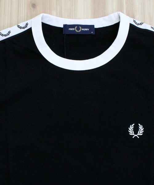 FRED PERRY(フレッドペリー)の「テープ付きリンガーTシャツ TAPED RINGER T-SHIRT(Tシャツ/カットソー・メンズ・ホワイト/ブラック・L/M)」の13枚目の写真