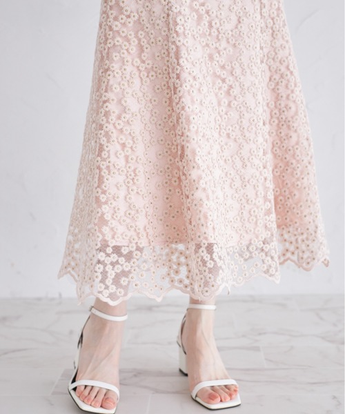 tocco closet(トッコ クローゼット)の「金糸入りフラワー刺繍セミマーメイドスカート(スカート・レディース・ピンク/オフホワイト・M)」の6枚目の写真