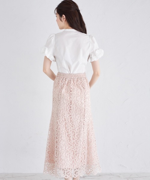 tocco closet(トッコ クローゼット)の「金糸入りフラワー刺繍セミマーメイドスカート(スカート・レディース・ピンク/オフホワイト・M)」の5枚目の写真