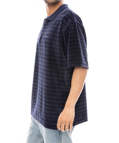 RVCA（ルーカ）の「RVCA メンズ VELOR WIDE POLO SHIRTS ポロシャツ 【2024年夏モデル】/ルーカベロアボーダーポロシャツ（ポロシャツ・メンズ・ネイビー/レッド系その他・MEDIUM/LARGE/SMALL）」の3枚目の写真