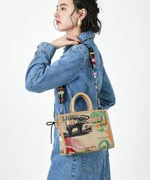 LeSportsac（レスポートサック）の「SM JOHNNY GO LIGHTLY LLシルクスクリーンジョニー（ショルダーバッグ・メンズ）」