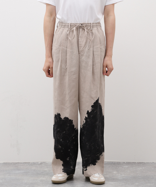 markaware（マーカウェア）の「MARKAWARE (マーカウェア) 別注 TRIPLE PLEATED イージーパンツ（スラックス・メンズ・ライトグレー・2/3）」の3枚目の写真