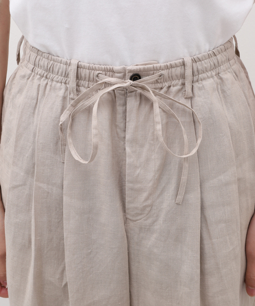 markaware（マーカウェア）の「MARKAWARE (マーカウェア) 別注 TRIPLE PLEATED イージーパンツ（スラックス・メンズ・ライトグレー・2/3）」の6枚目の写真