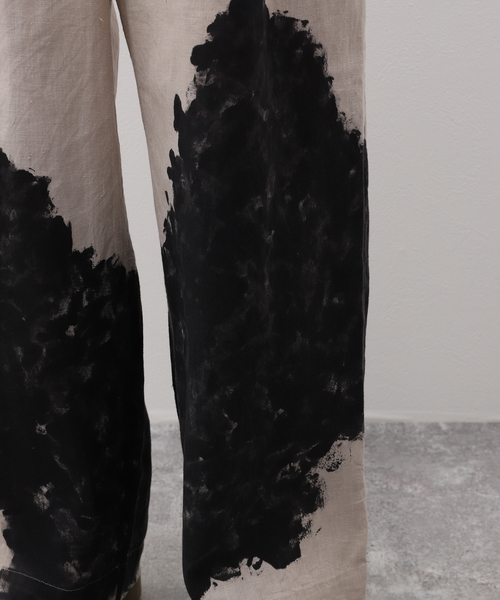 markaware（マーカウェア）の「MARKAWARE (マーカウェア) 別注 TRIPLE PLEATED イージーパンツ（スラックス・メンズ・ライトグレー・2/3）」の13枚目の写真