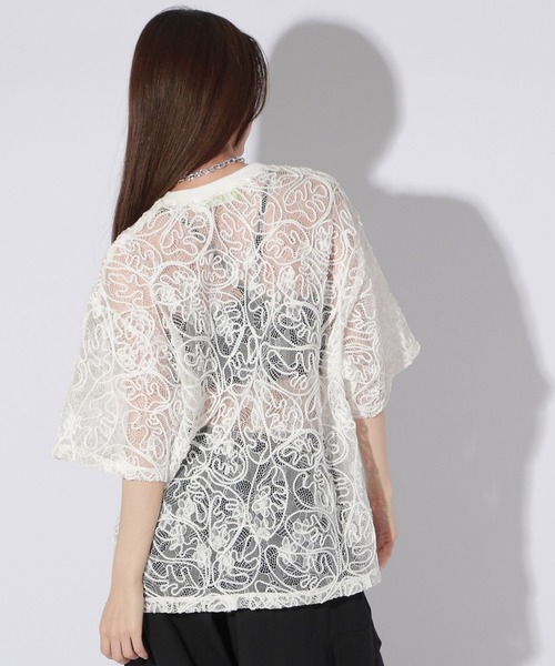 Anui（アニュイ）の「【UNISEX】3Dレースプルオーバー（Tシャツ/カットソー・レディース・ブラック/オフホワイト・MEDIUM）」の16枚目の写真