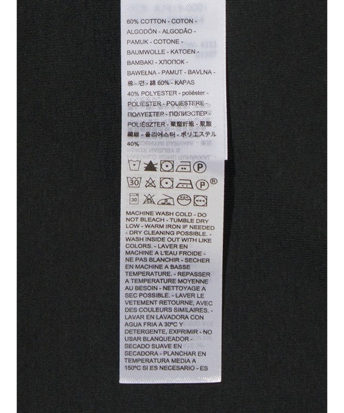 Levi's(リーバイス)の「Levi's/リーバイス スポーティ Tシャツ ブラック CAVIAR(Tシャツ/カットソー・レディース・ブラック・L/M/S/XS)」の4枚目の写真