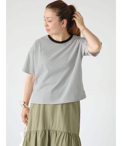 Lugnoncure（ルノンキュール）の「【接触冷感】細ボーダーTシャツ（Tシャツ/カットソー・レディース・ブラック/ベージュ/オフホワイト・F）」の7枚目の写真