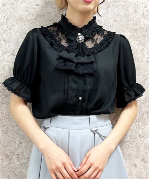 axes femme（アクシーズファム）の「ローズカメオ×ジャボ