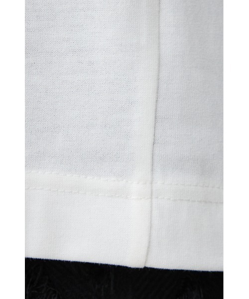 AZUL by moussy（アズールバイマウジー）の「パネルスリーブカットトップス（Tシャツ/カットソー・レディース・ブラック/オフホワイト/カーキ/ブルー・SMALL/MEDIUM）」の15枚目の写真