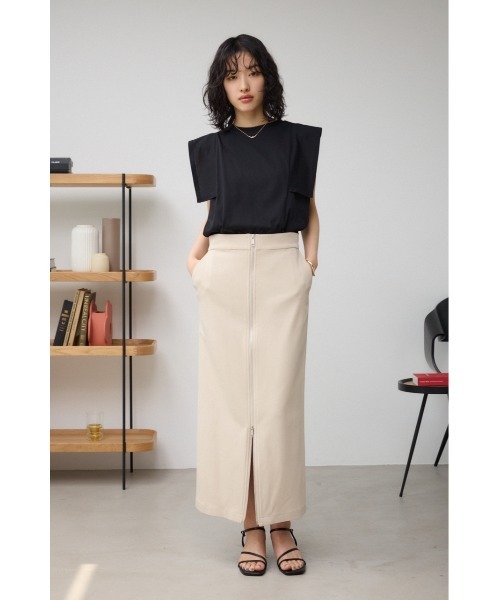 AZUL by moussy（アズールバイマウジー）の「パネルスリーブカットトップス（Tシャツ/カットソー・レディース・ブラック/オフホワイト/カーキ/ブルー・SMALL/MEDIUM）」の19枚目の写真