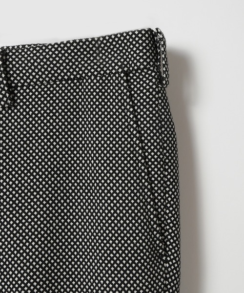 CROWDED CLOSET（クラウデッドクローゼット）の「TRドビーストレッチスラックス（セットアップ対応）（スラックス・メンズ・グレー/ブラック・04/03/02/01）」の8枚目の写真