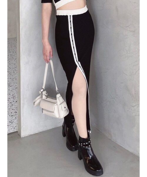 EATME(イートミー)の「バイカラータイトスカート(セットアップ可能)(スカート・レディース・アイボリー/ブラック/ラベンダー/グレー・FREE)」の2枚目の写真