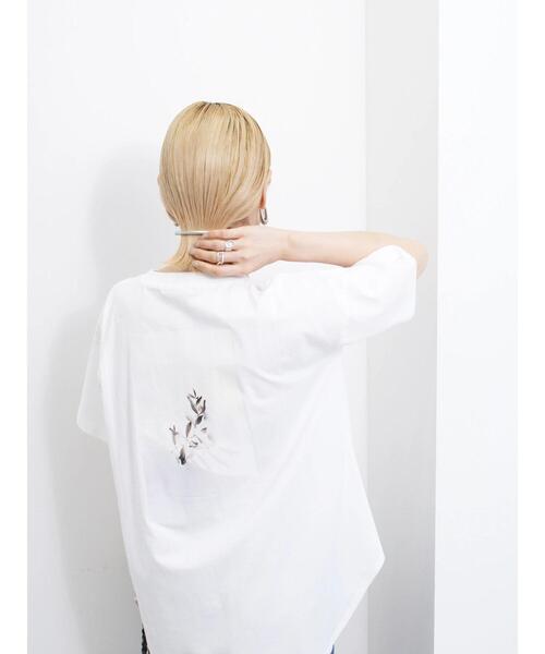 Samansa Mos2 blue(サマンサモスモスブルー)の「【USAコットン】フォトプリントチュニックTシャツ(Tシャツ/カットソー・レディース・パープル/ブラック/オフホワイト・F)」の6枚目の写真