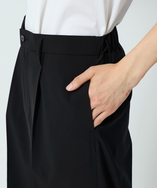 STUDIOUS（ステュディオス）の「【STUDIOUS×UNITED TOKYO】 DRY AIR WIDE SLACKS　防シワ/伸縮性/セットアップ着用可能（スラックス・メンズ・ダークグレー/ブラック・1/2）」の9枚目の写真