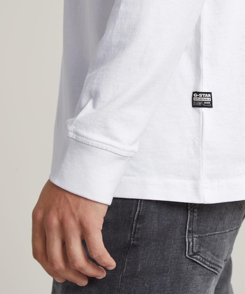 G-STAR（ジースター）の「FOXY CHEST BOXY T-SHIRT/グラフィックロゴオーバーサイズロングスリーブT（Tシャツ/カットソー・メンズ・ホワイト/ダークブラック・SMALL/MEDIUM/LARGE/X-LARGE/X-SMALL）」の12枚目の写真