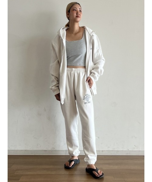 GAP（ギャップ）の「GAP ATHLETICロゴ ジョガーパンツ(ユニセックス)（スウェットパンツ・メンズ・ホワイト系その他/グリーン/グレー/ブラック・S/M/L/XL/XS）」の11枚目の写真