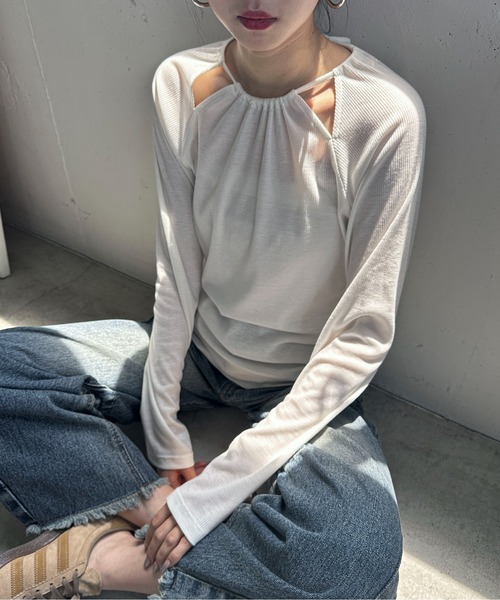 feepur(フェピュール)の「バックリボンカットアウトロンTee(Tシャツ/カットソー・レディース・オフホワイト/ブラック・MEDIUM)」の7枚目の写真